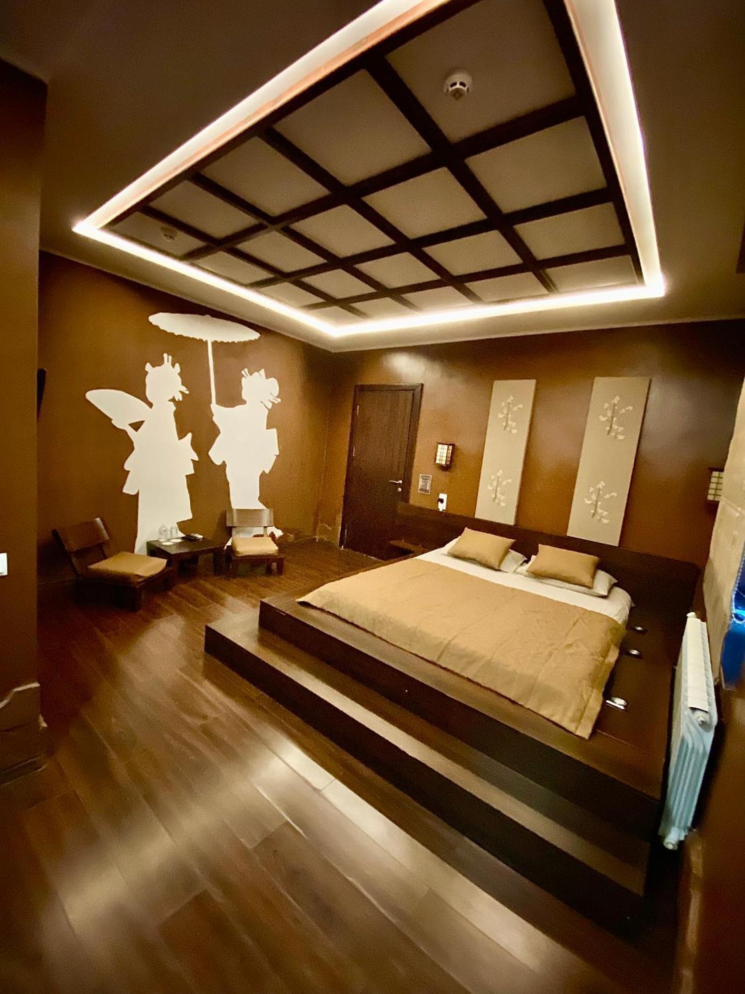 Complex Khutor Hotel Velyka Omelyana Екстериор снимка