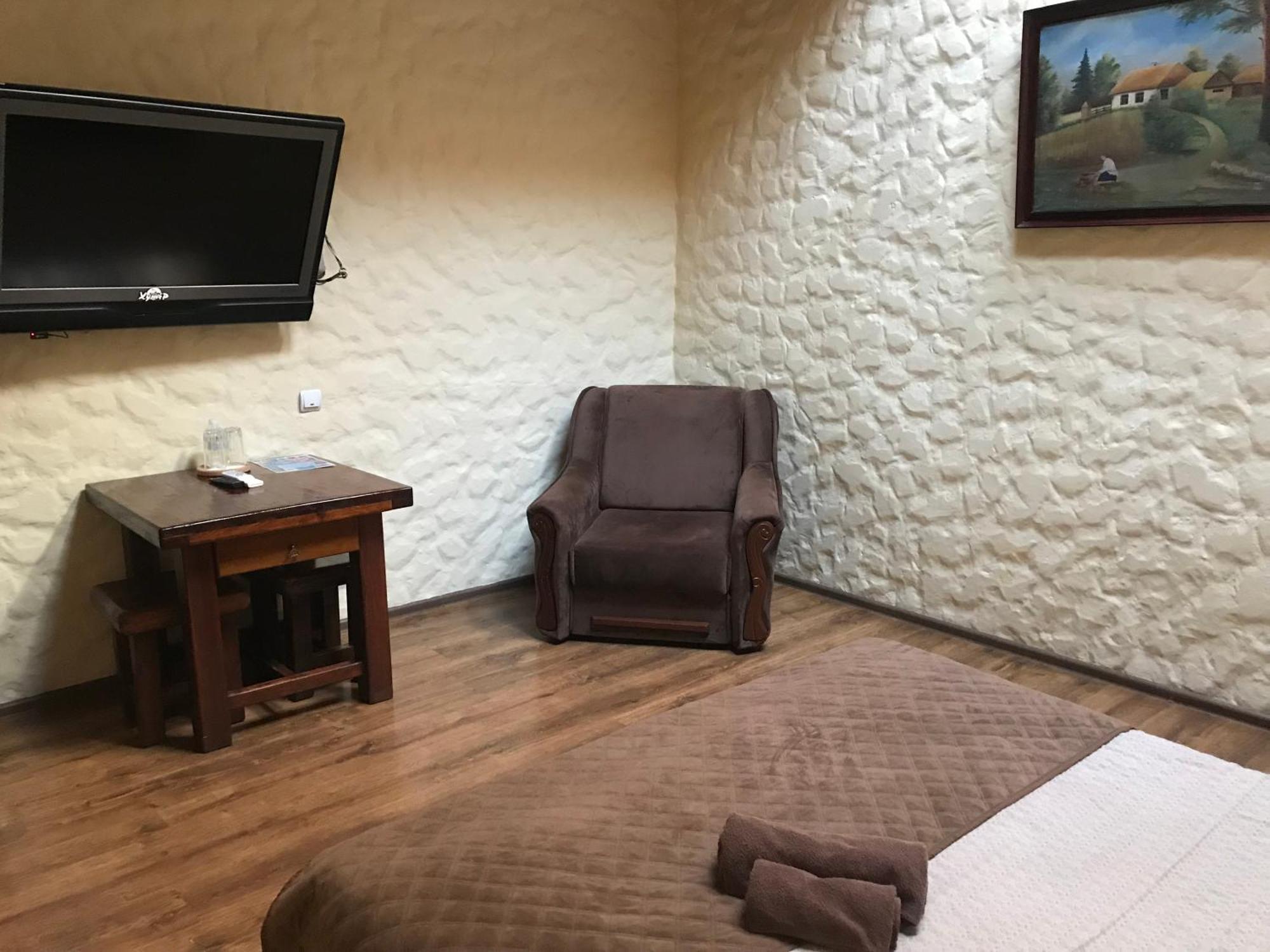 Complex Khutor Hotel Velyka Omelyana Екстериор снимка