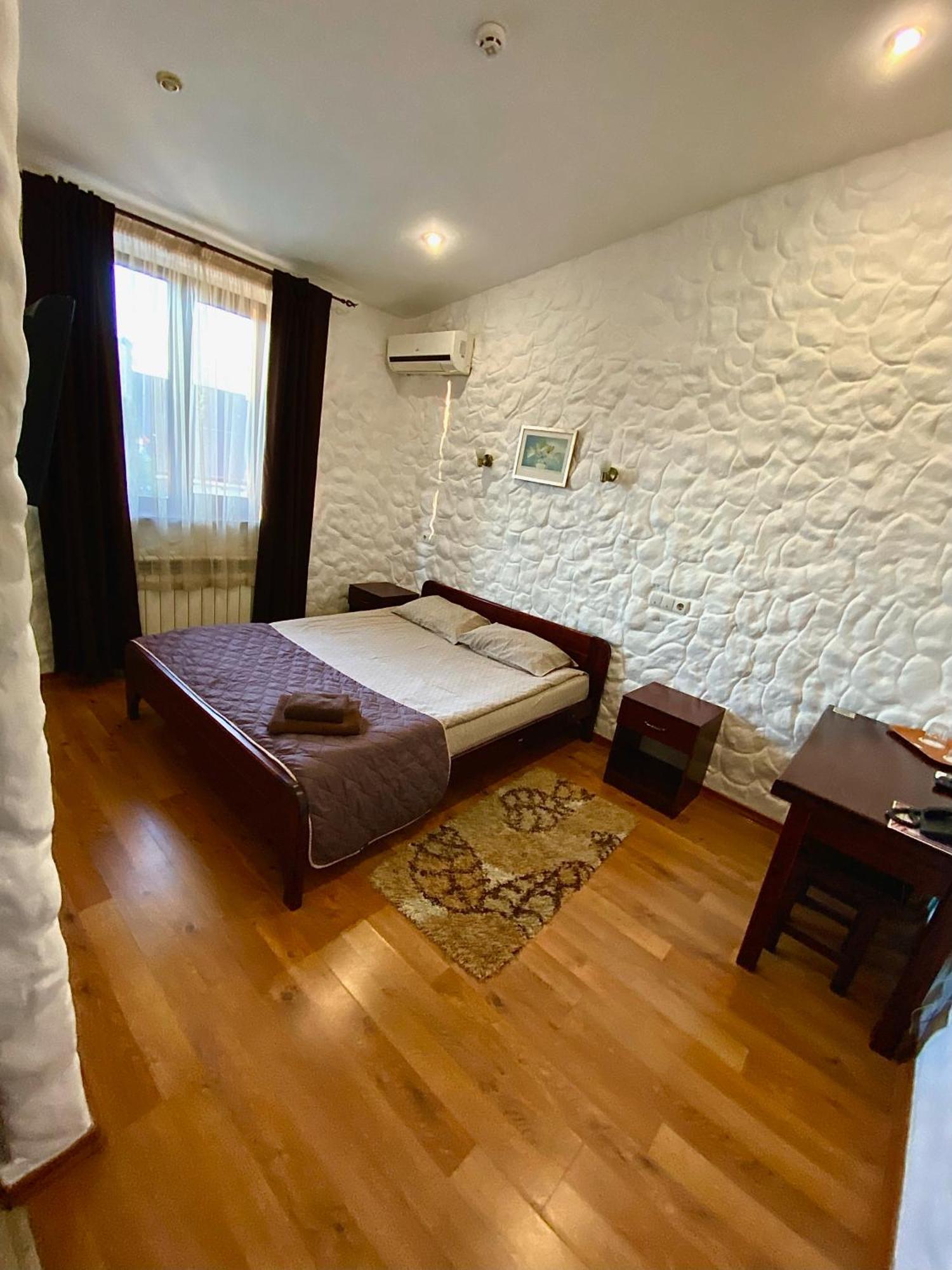 Complex Khutor Hotel Velyka Omelyana Екстериор снимка